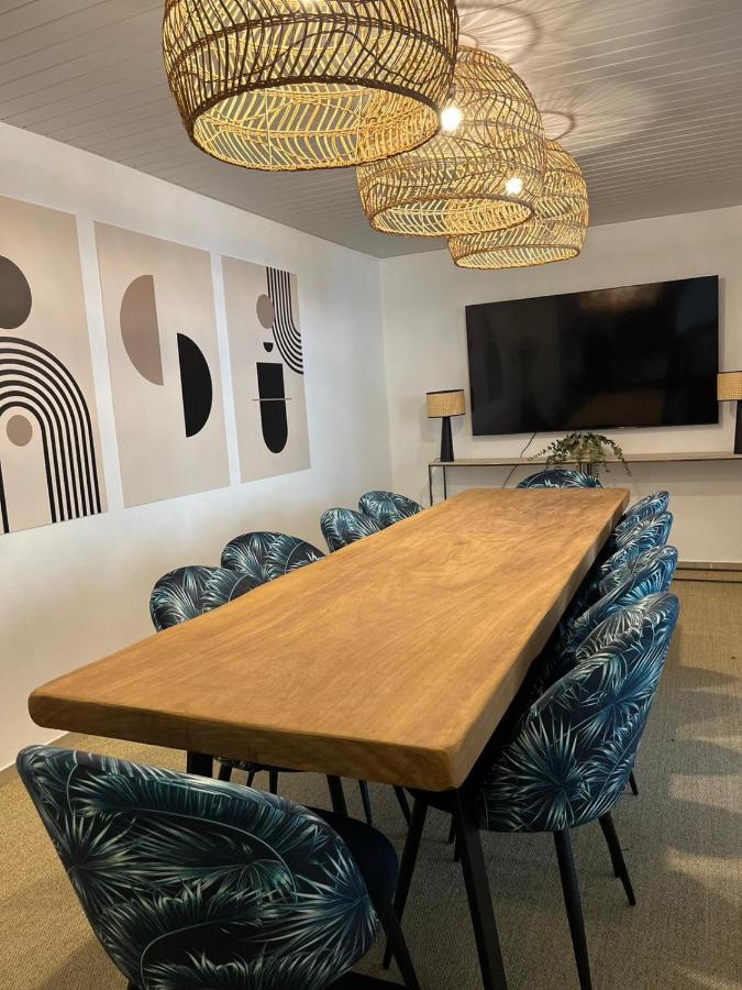 Hotel Les Sables - Urban Style - By Logis Hotels Canet-en-Roussillon Bagian luar foto
