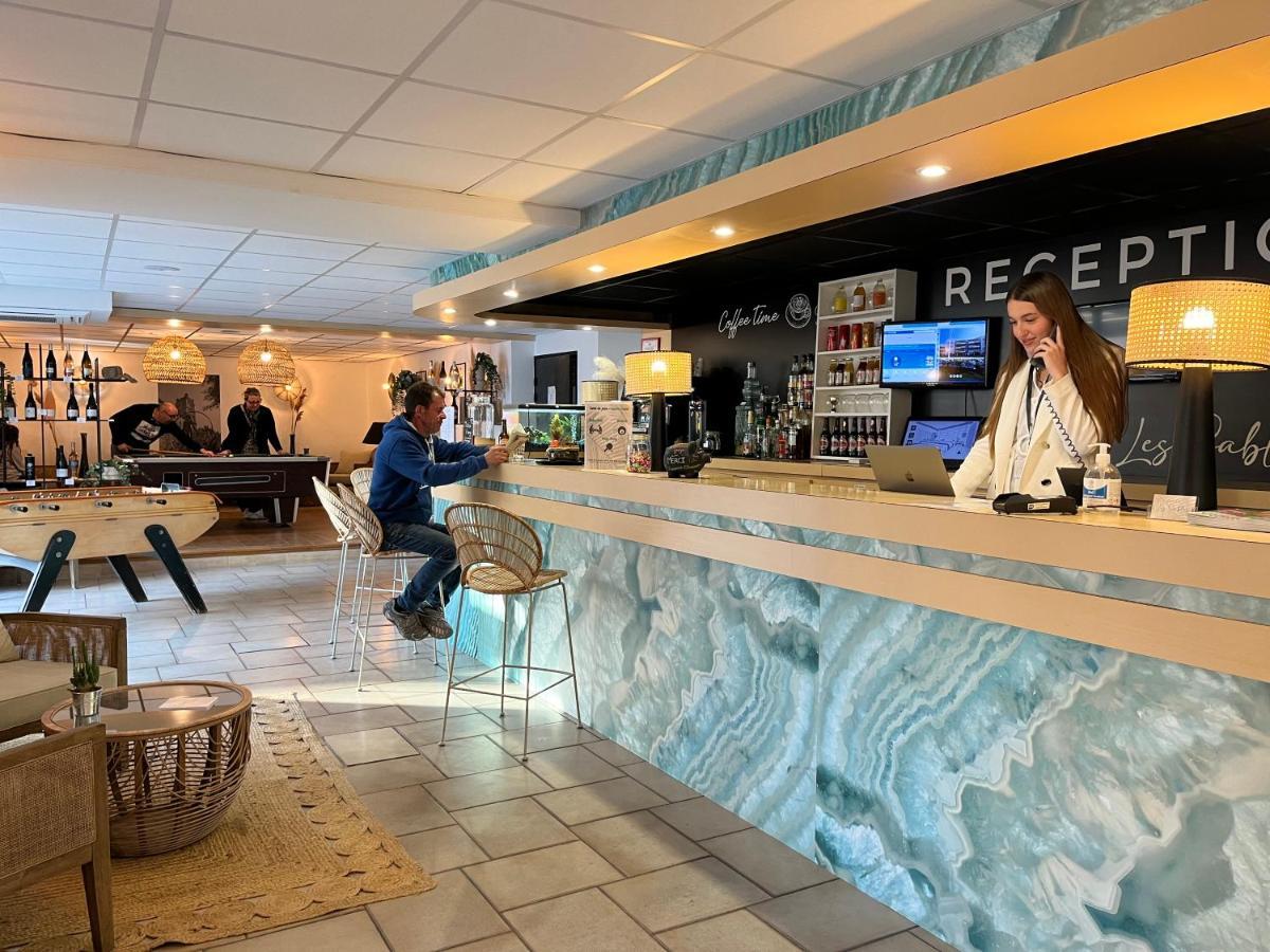 Hotel Les Sables - Urban Style - By Logis Hotels Canet-en-Roussillon Bagian luar foto