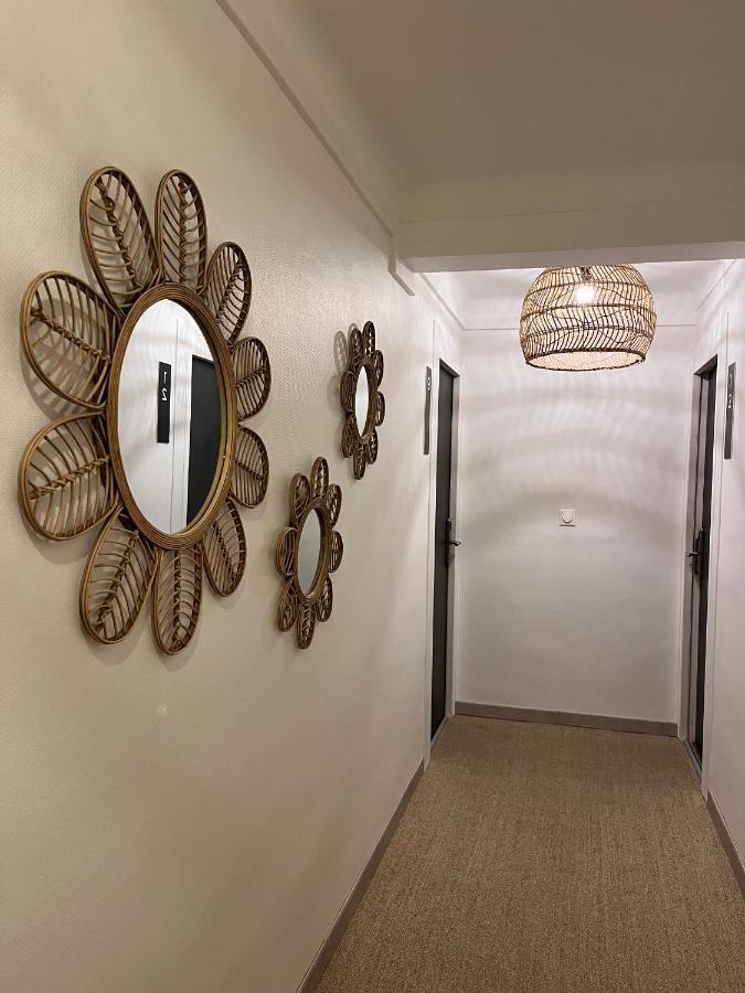 Hotel Les Sables - Urban Style - By Logis Hotels Canet-en-Roussillon Bagian luar foto